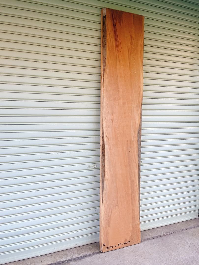 天然　桂　木材　天板　無垢材　一枚板　テレビ台　棚板　デスク　カウンターテーブル