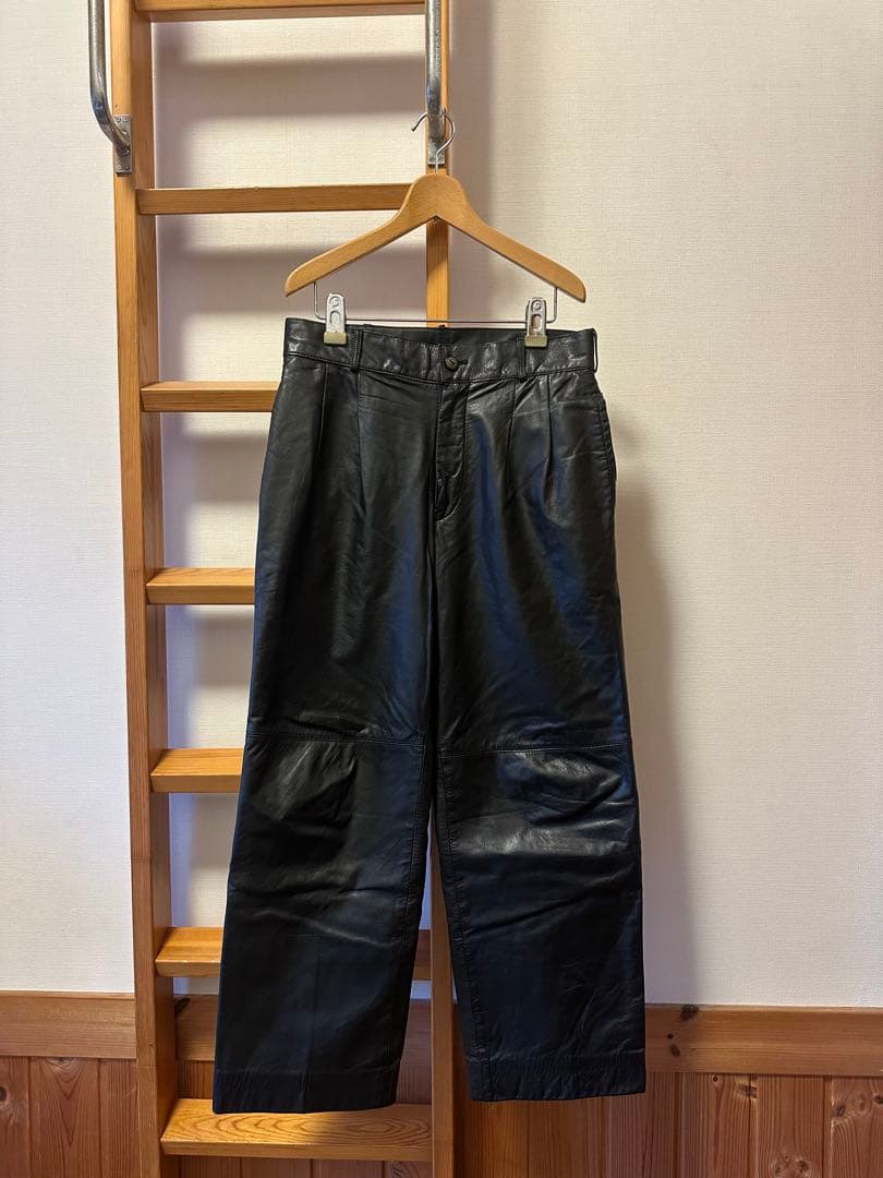 レザー パンツ