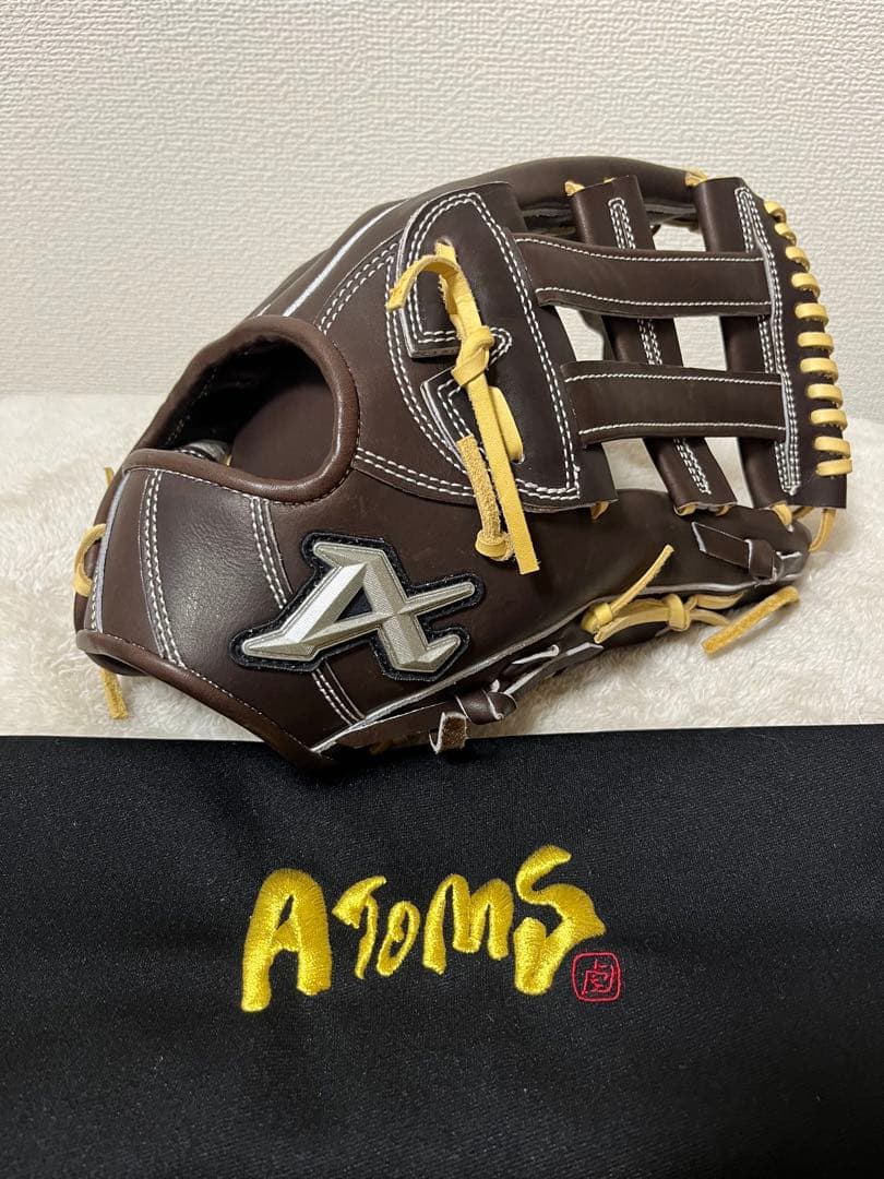 アトムズ　ATOMS　硬式　外野手用　グローブ