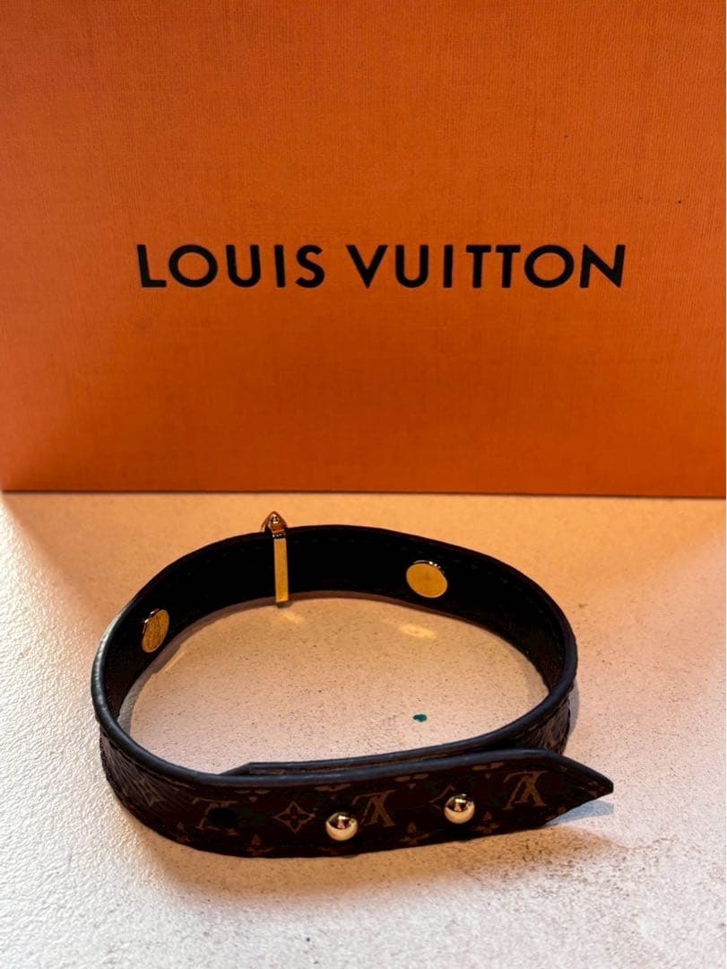 【新品未使用】LOUISVUITTONブラスレ ブルーミング 定価113400円