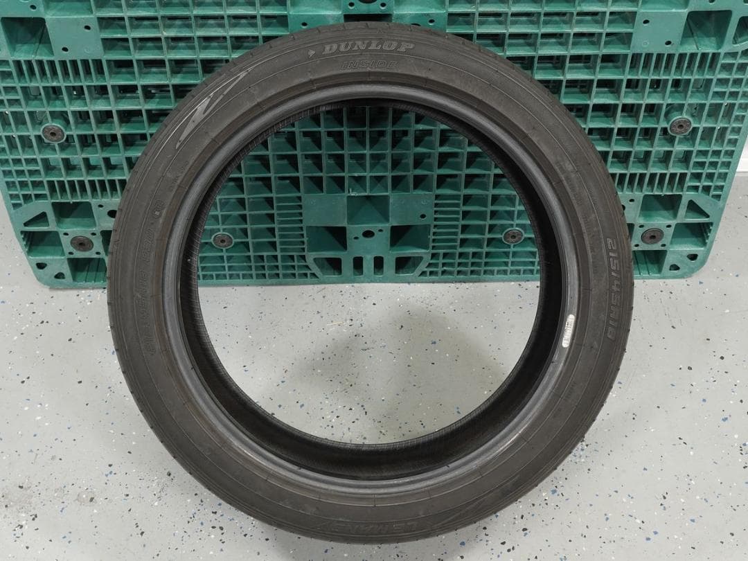 た*き様 中古タイヤ ダンロップ ルマンⅤ 215/45R18 4本 DL LE