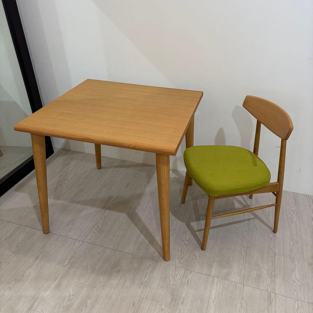 ゴルフ三昧　IDC大塚家具　ダイニングテーブル　チェア