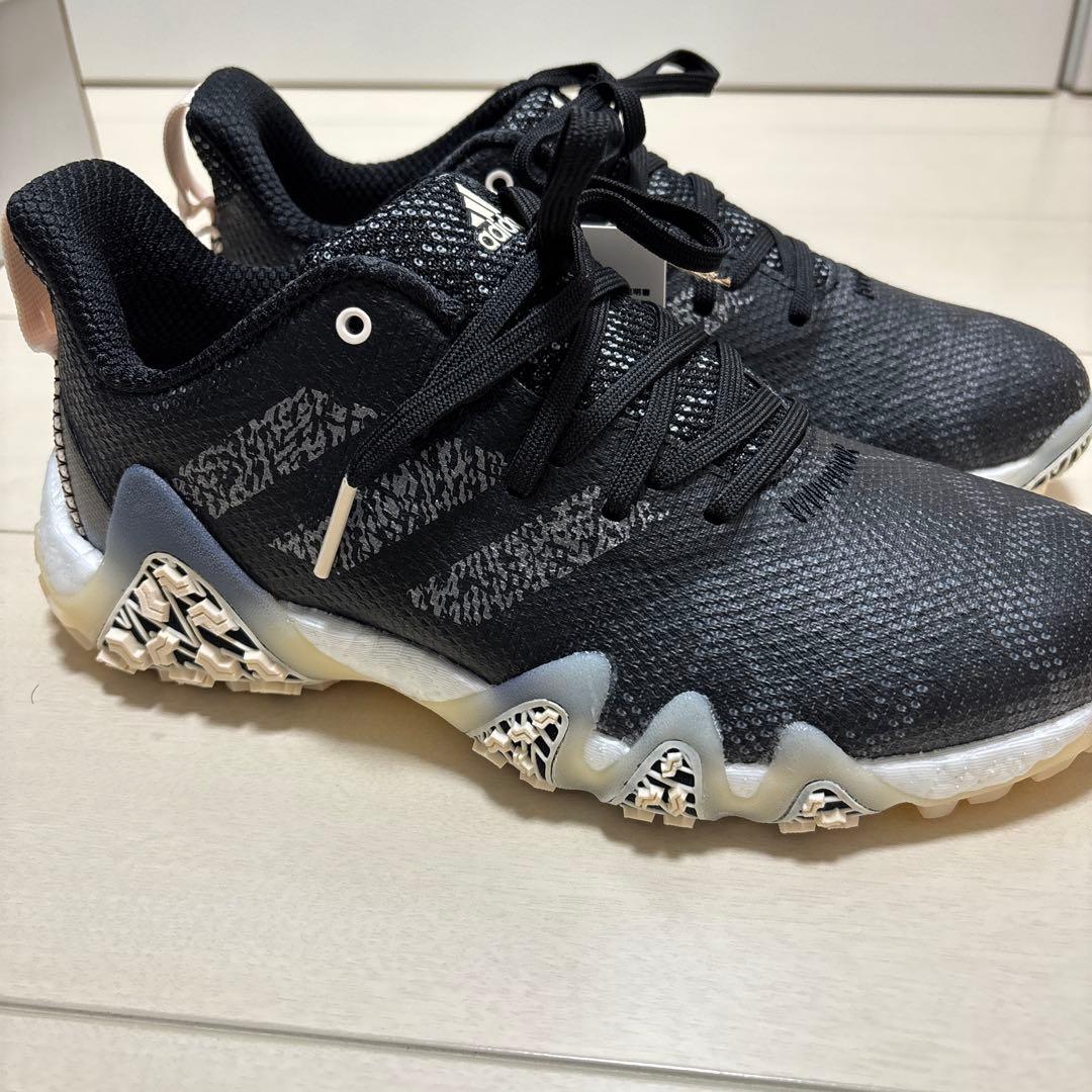 新品adidas レディース　ゴルフシューズ　24㌢ ADWカオス22