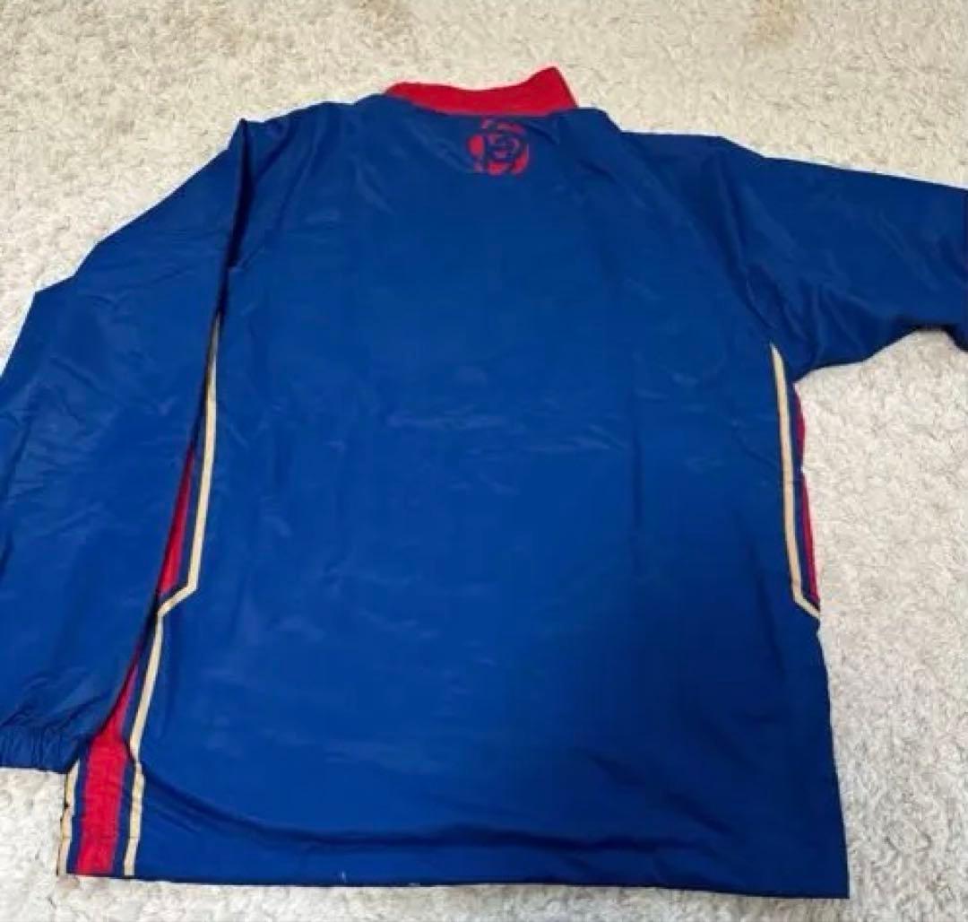 横浜ビーコルセアーズ　ウィンドブレーカー