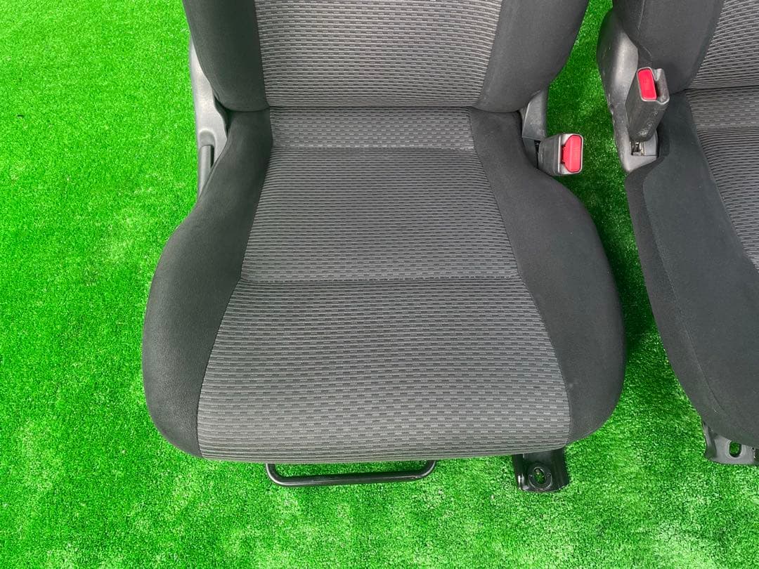 NV350 26系キャラバン プレミアムGX フロントシート左右 運転席 助手席