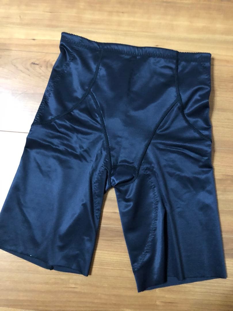 くろねこ　マルコ　モニターガードル　3点セット新品未使用　M