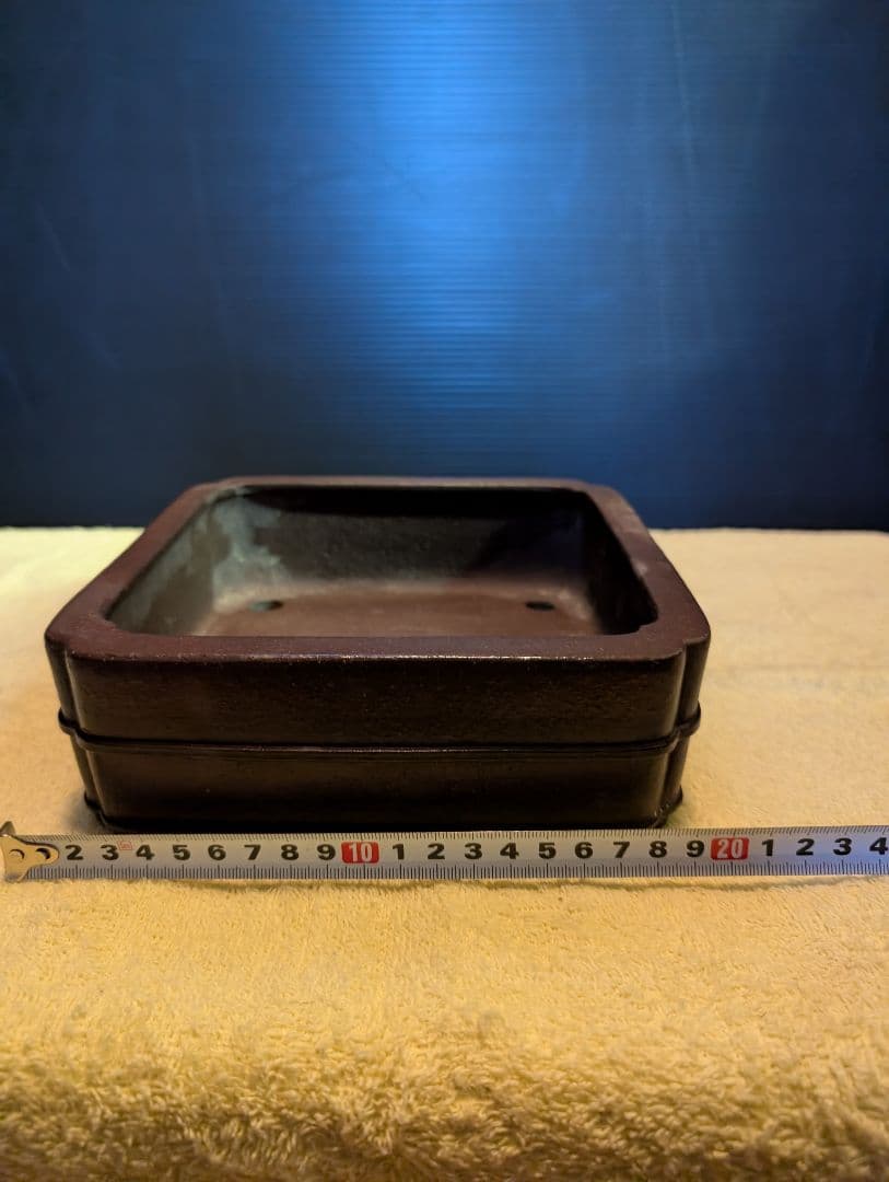 貴重品常滑松泉焼印！盆栽鉢、陶器製の四角い鉢