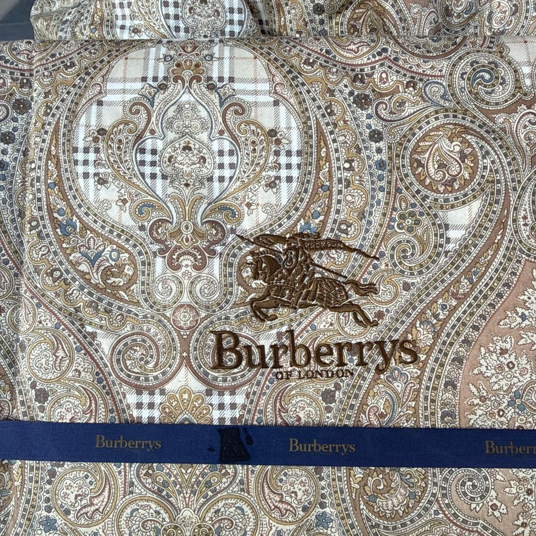 y*m様 未使用東京西川バーバリーBurberrys羽毛肌掛布団ダウン85％フェ