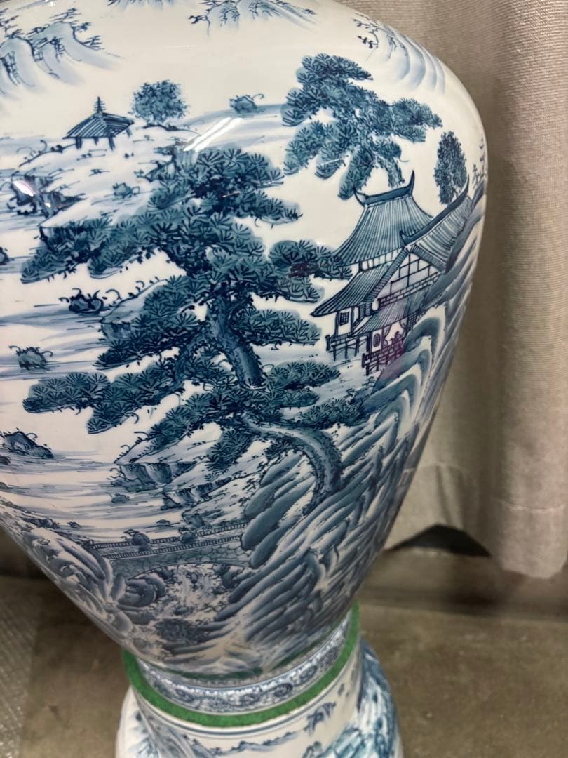 【有田焼　金龍窯　‼️】山水飾壷　沈香壺　　大壷骨董品 飾壺 置物 古美術品