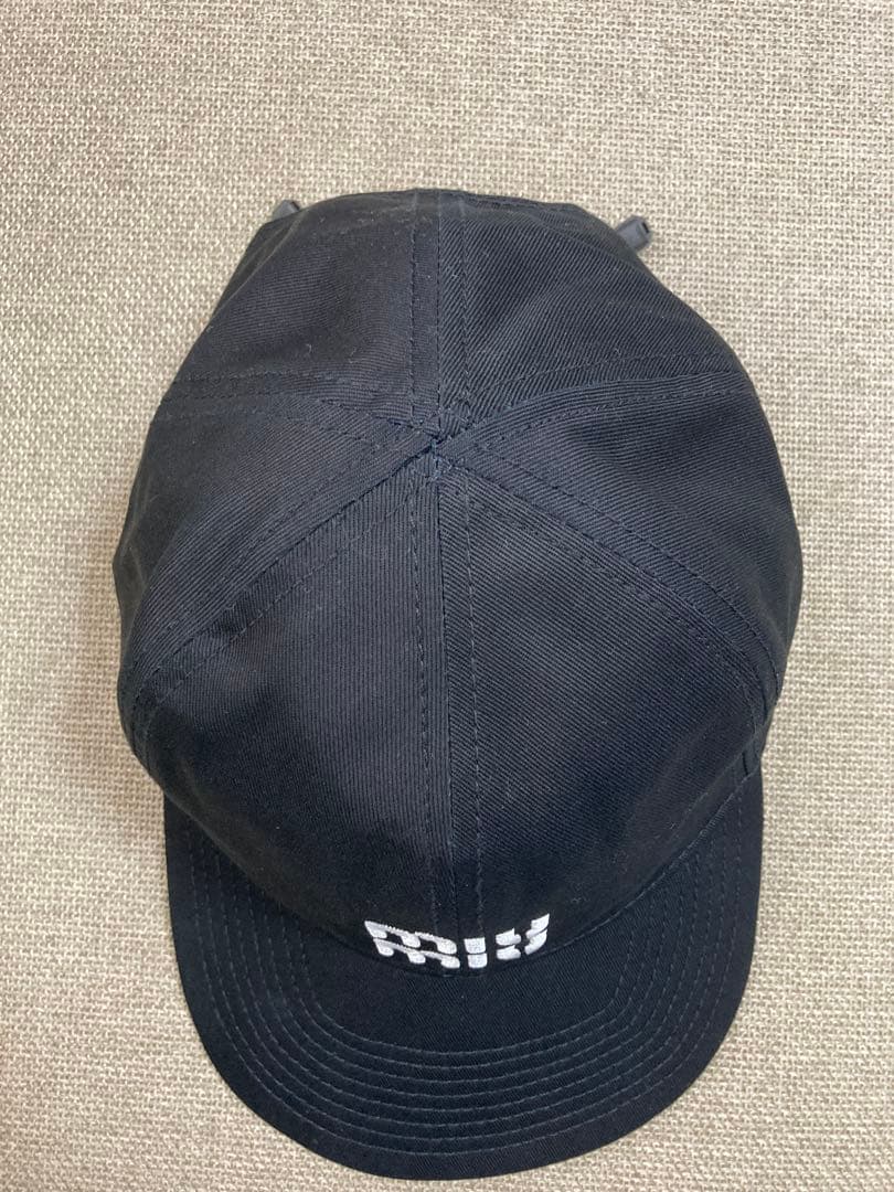 miu miu ブラック キャップ 調整可能