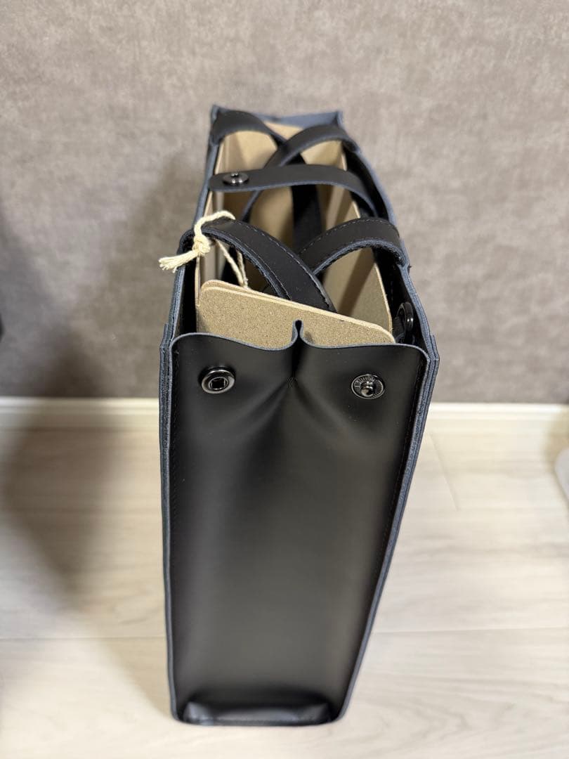 ドクターマーチン DR.MARTENS タグ付き 未使用 DNA TOTE