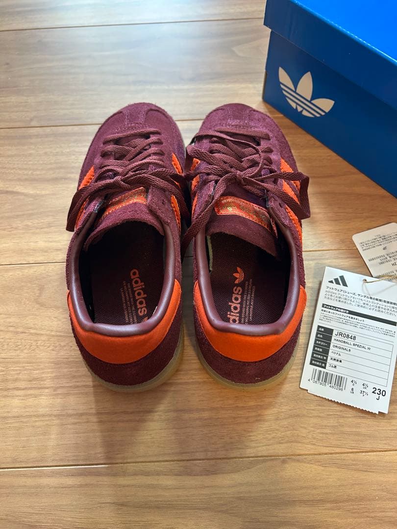 adidas スニーカー　HANDBALL SPEZIALW JR0848