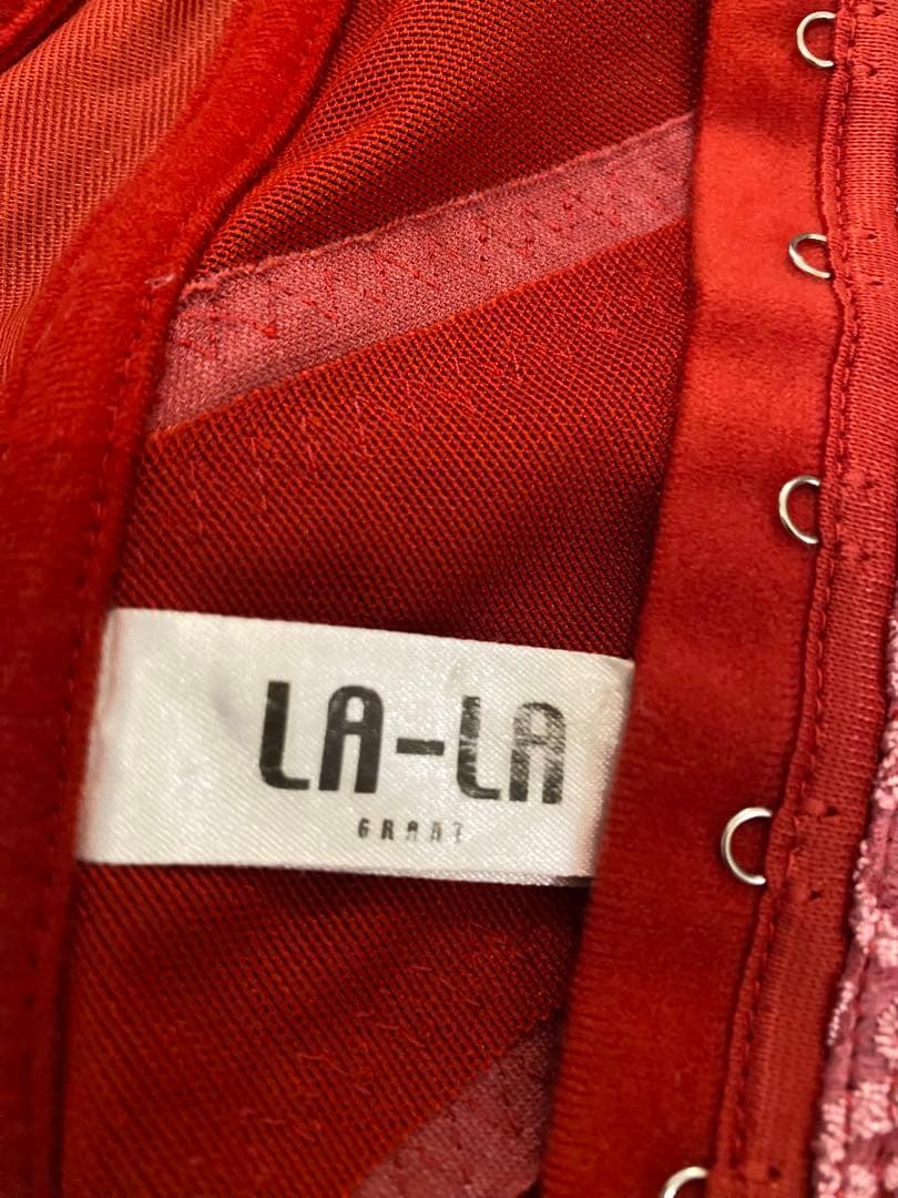 グラントイーワンズ ニッパービスチェ 赤 Ｆ７５