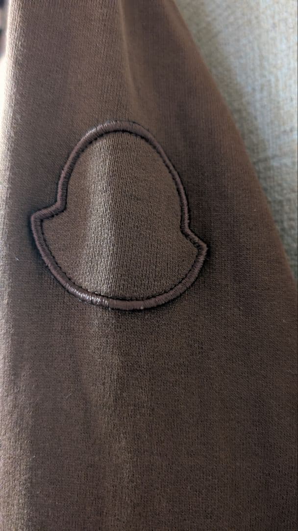 MONCLER ブラウン パーカー