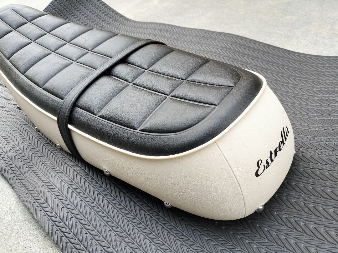 エストレヤ 純正オプション　レトロシート ブラック/ホワイト