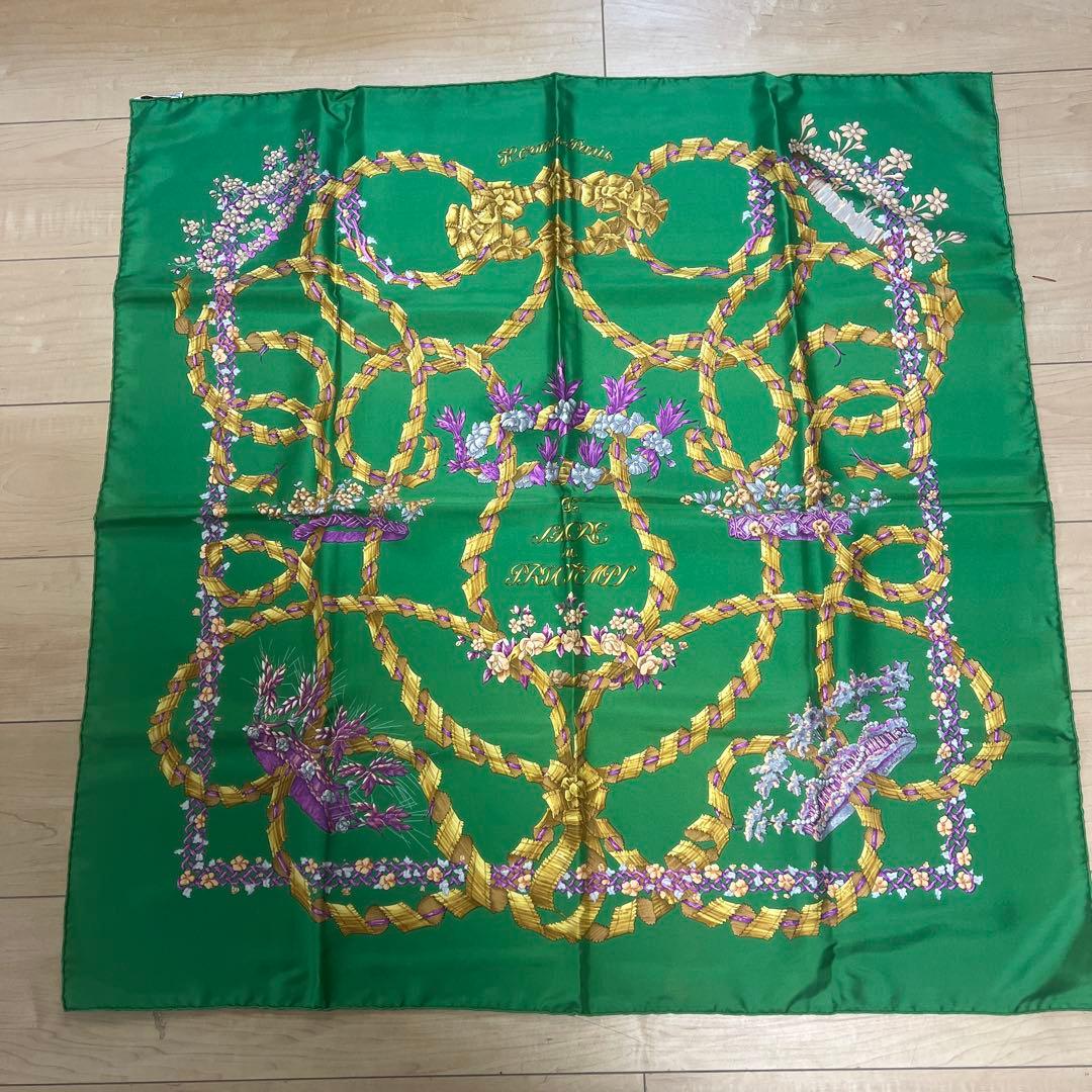 HERMES 緑色 花柄 Le SARE du PRINTEMPS スカーフ