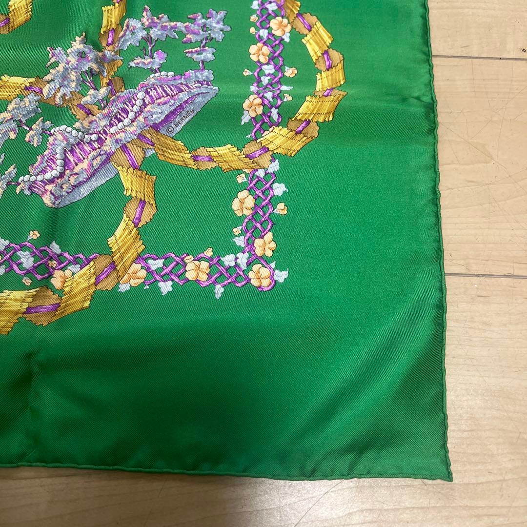 HERMES 緑色 花柄 Le SARE du PRINTEMPS スカーフ