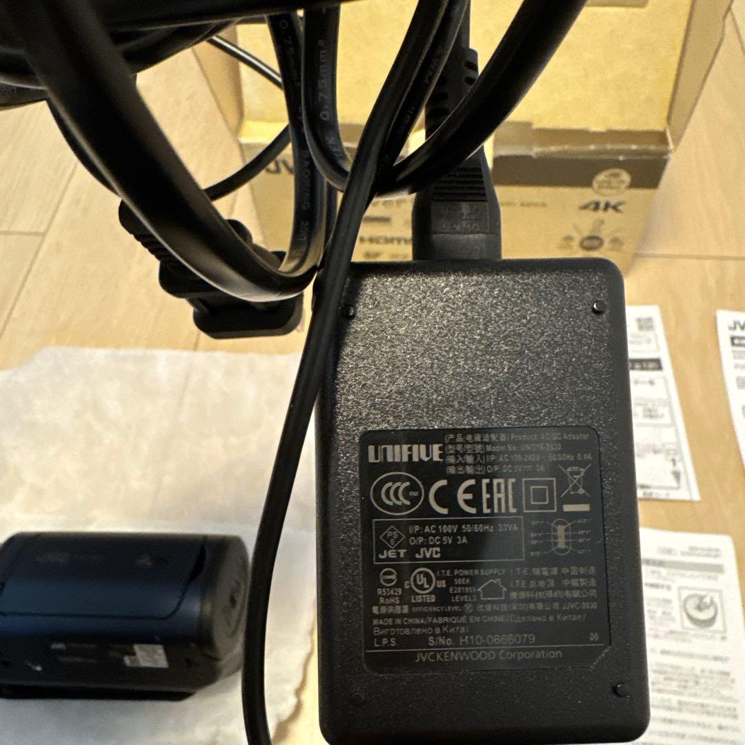 JVC ビデオカメラ　GZ-RY980