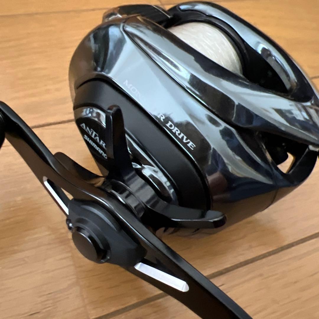 ❤️極美品❤️人気のシマノSHIMANOベイトリール18アンタレスDC MD XG右