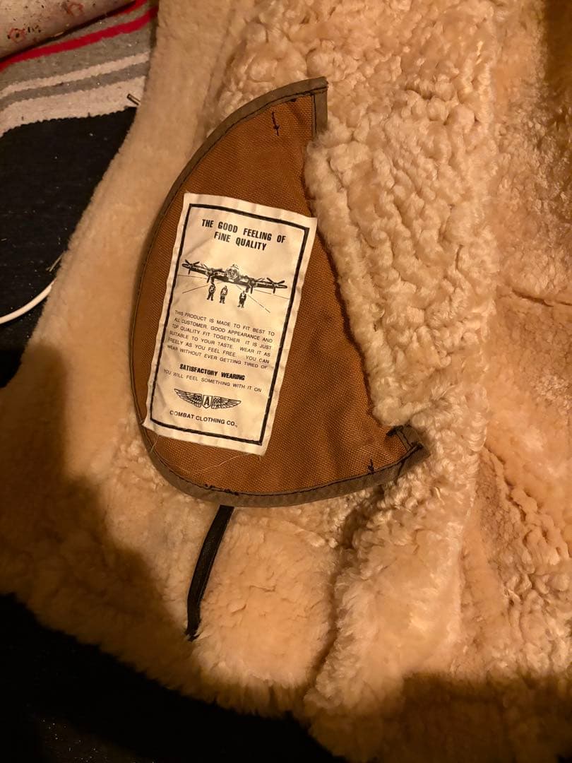 B3 ムートンジャケット