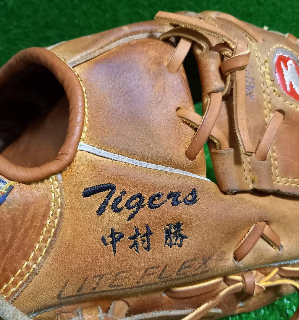 美津濃ワールドウィン 中村勝広 硬式グローブ、赤カップ