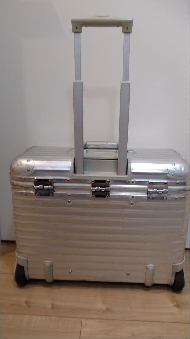 RIMOWA リモワ パイロットトロリー　TOPAS アルミ