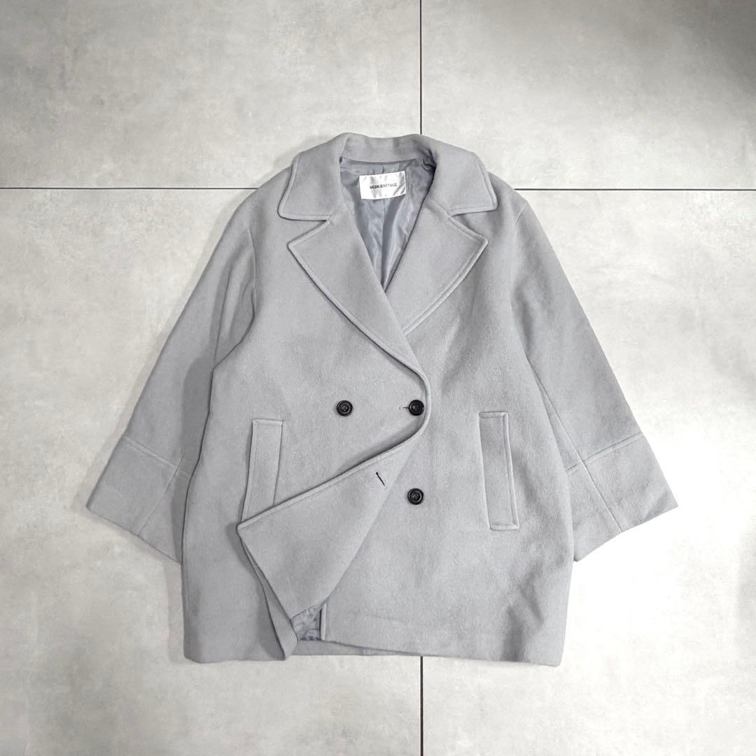 美品✨ナチュラルビューティー　2024　ダブルブレストフォルムミドルコート　M