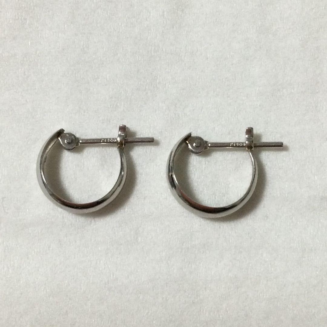 プラチナ　フープ　ピアス　ムーン