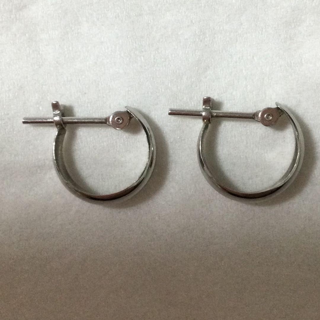 プラチナ　フープ　ピアス　ムーン