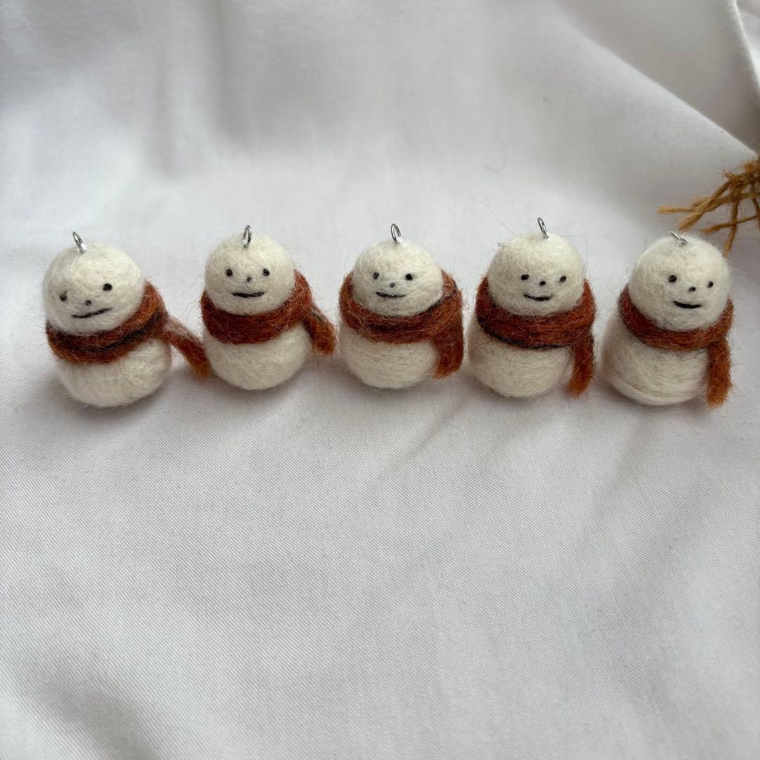 【オーダー受付用】羊毛フェルト 雪だるまストラップ