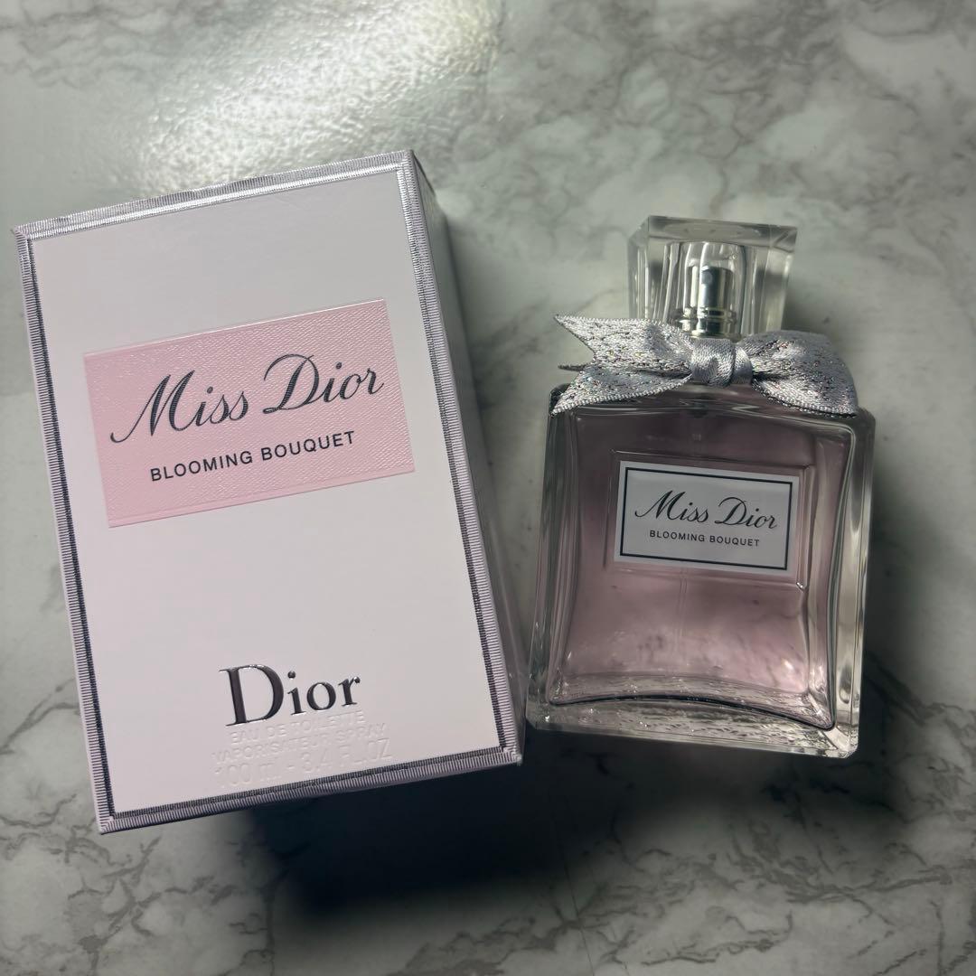 Miss Dior ブルーミングブーケ
