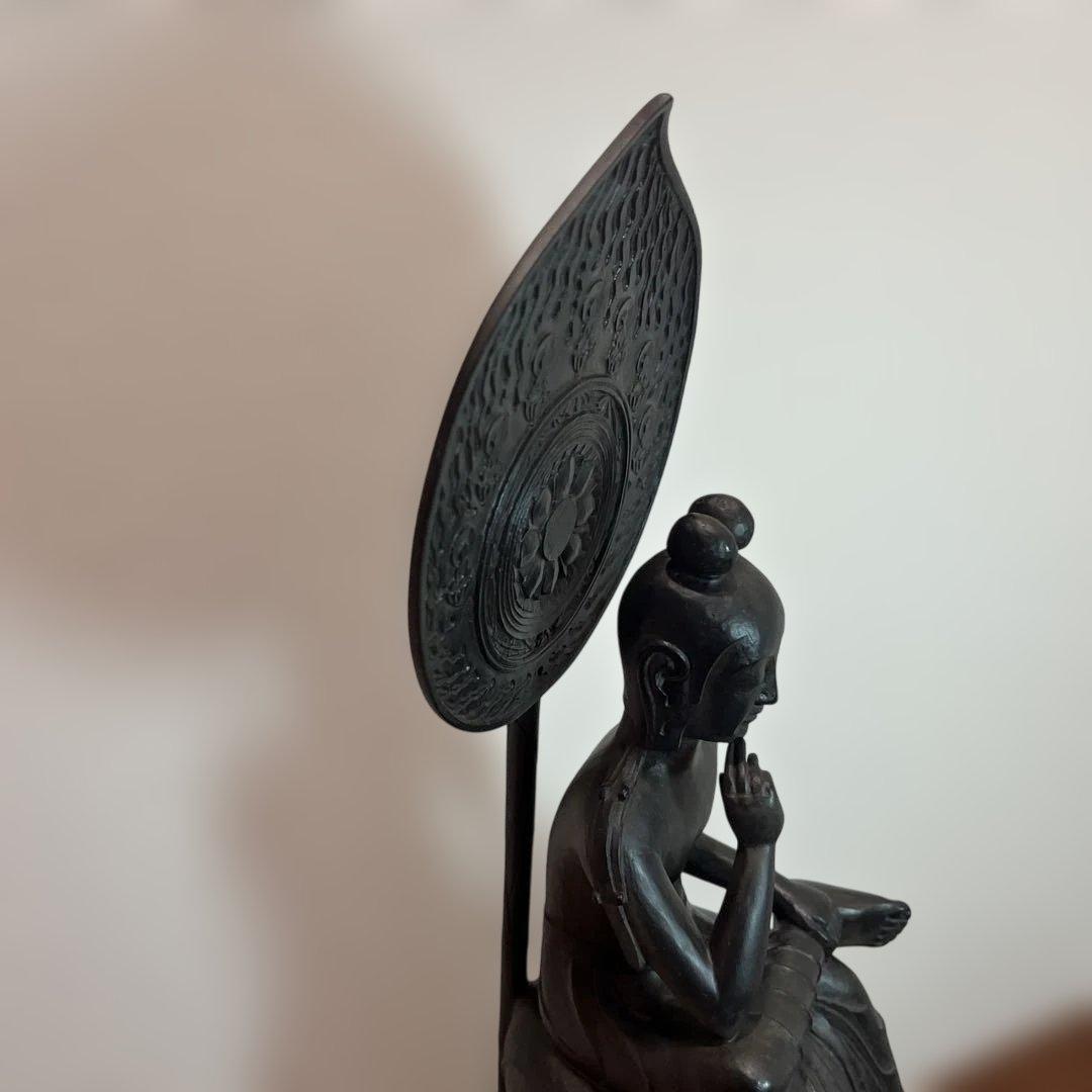 黒い仏像 後光付き 伝統的デザイン36センチ