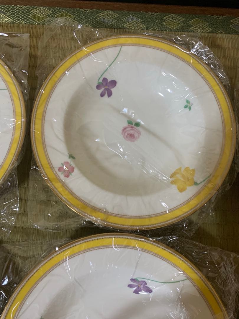 ノリタケ　ヴィヴィットソロボーン　２１㎝ボウル　６枚