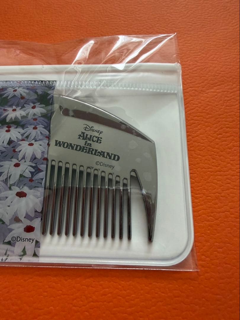 【新品希少】ラブクロムディズニーふしぎの国のアリスK24GPツキ ブラックコーム