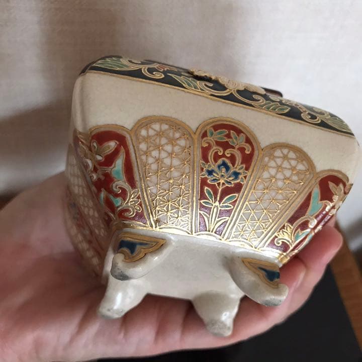 香炉