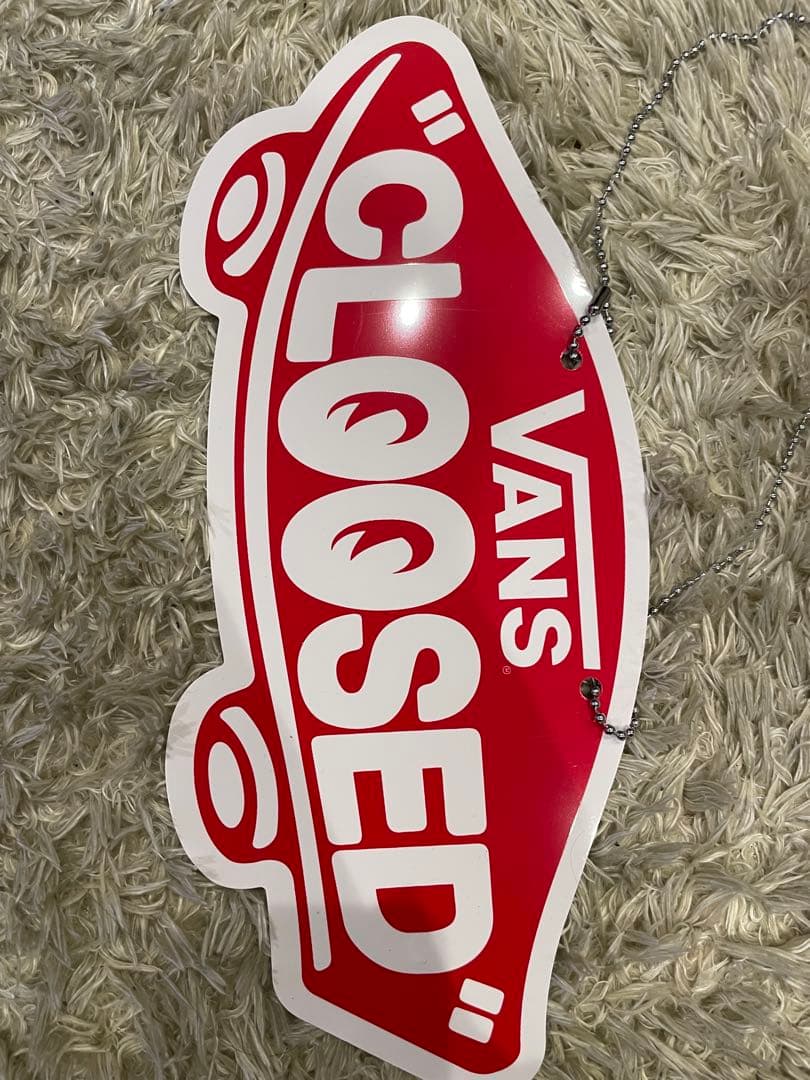 VANS オープンクローズプレート