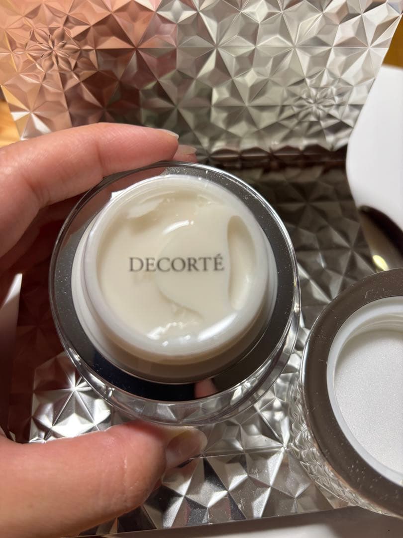 DECORTÉ AQ インテンシブクリーム スパチュラ付き