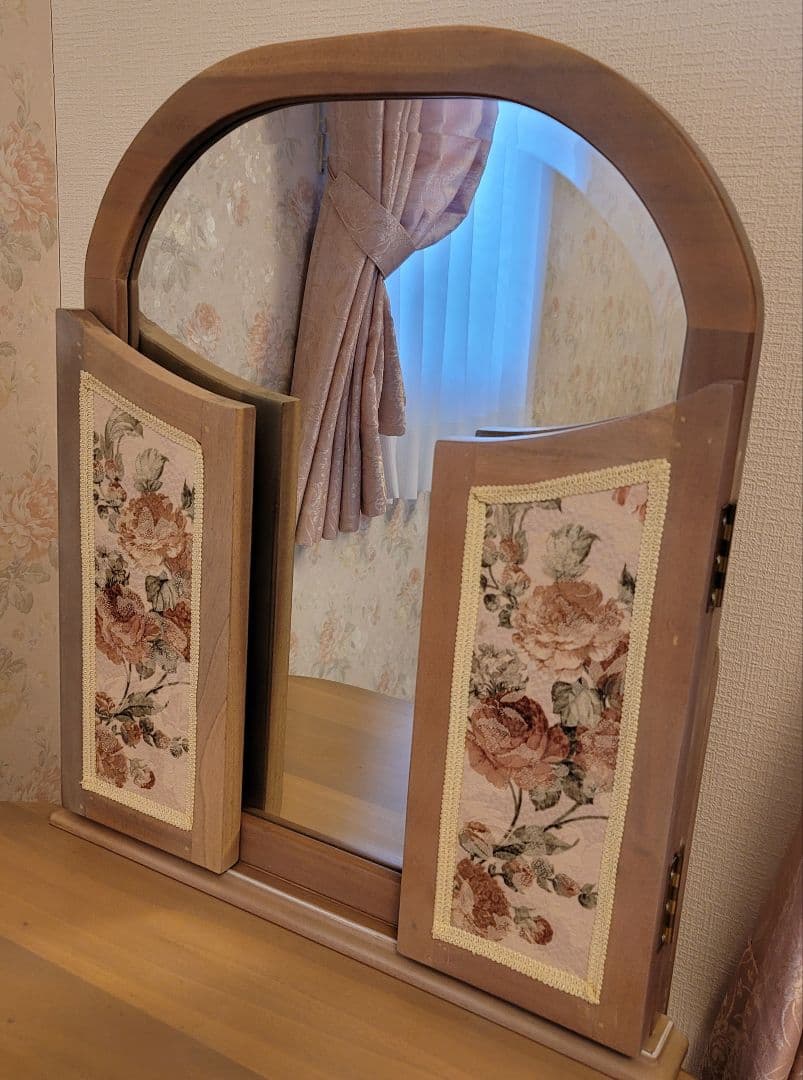 ウエストハウスギャラリー　ねこ脚　ドレッサー　スツール　ロココ調