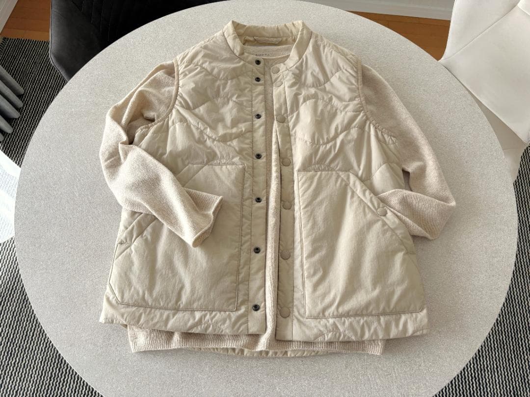 WOOLRICHウールリッチ　高機能ダウンベスト　プリマロフト　S　ベージュ