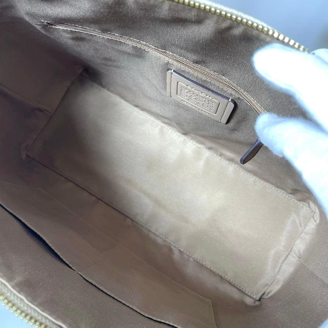 coach ⭐️ コーチ 新品タグ付き トートバッグ シグネチャー CW381