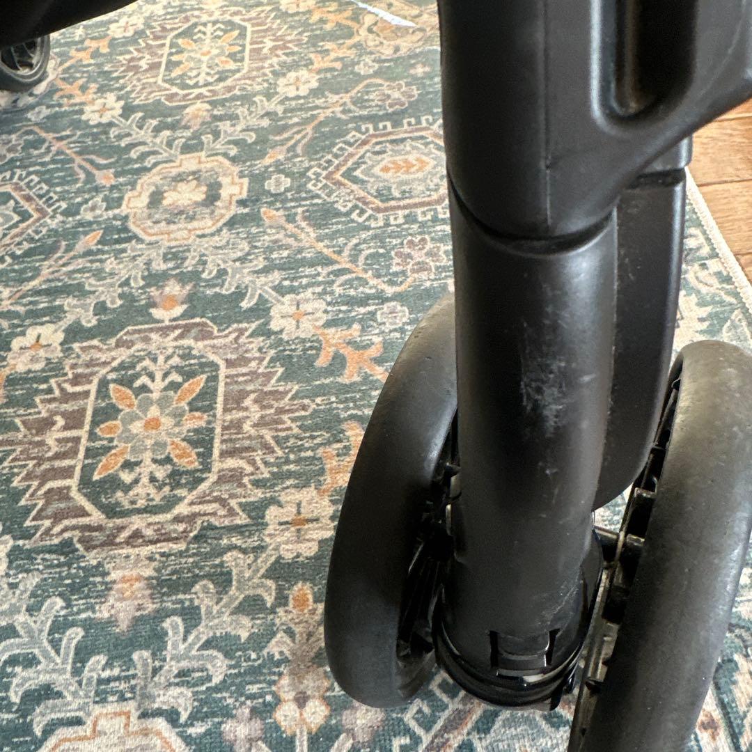 Combi ラベリタ　エッグショック AL No. 18563 ウルバニタカーキ