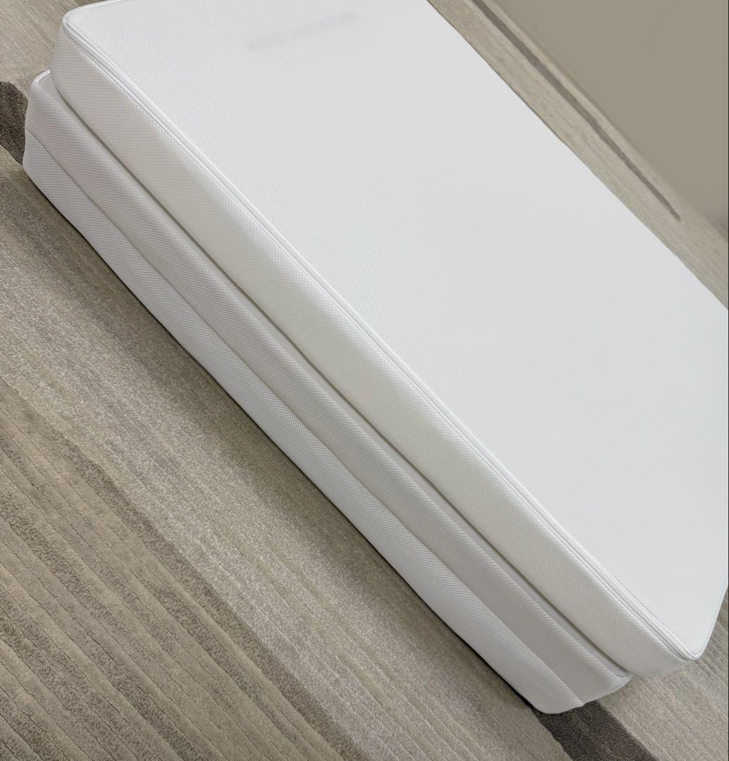 エアウィーヴ　マットレス　三つ折り