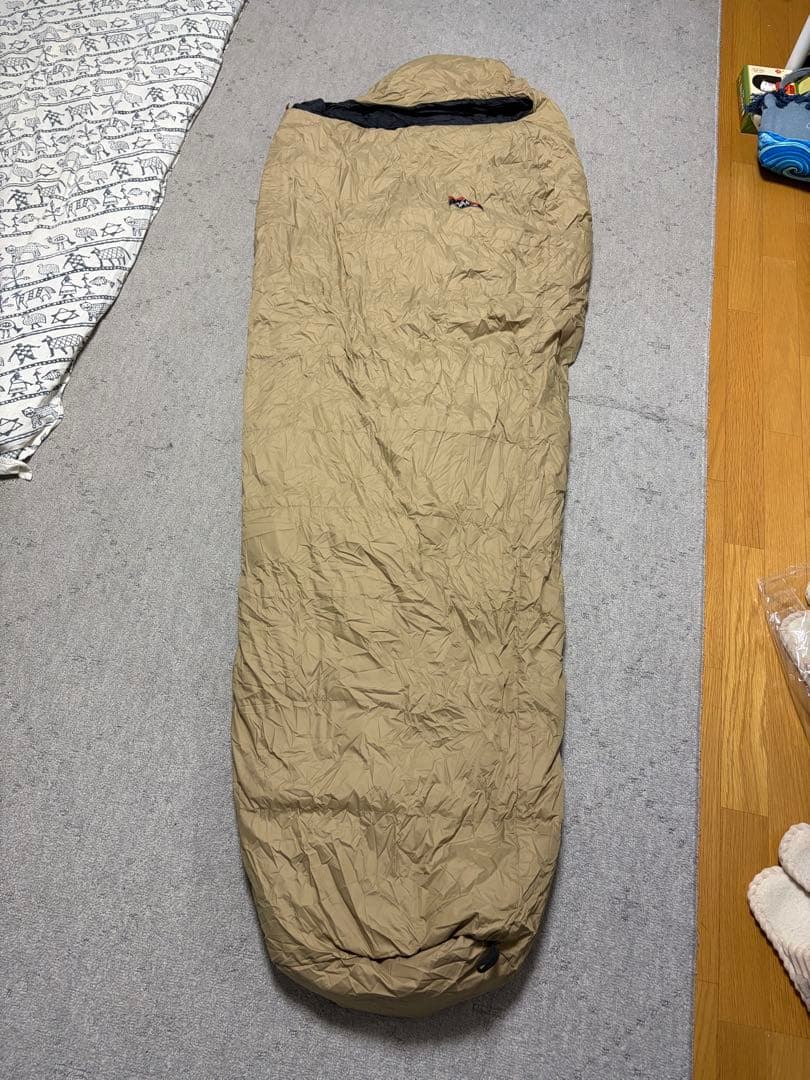 Nanga ナンガ　オーロラテックス 600DX ベージュ　レギュラー　シュラフ