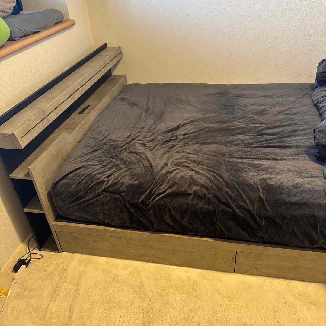 グレー 木製 ワイドダブルベッドフレーム 収納付き