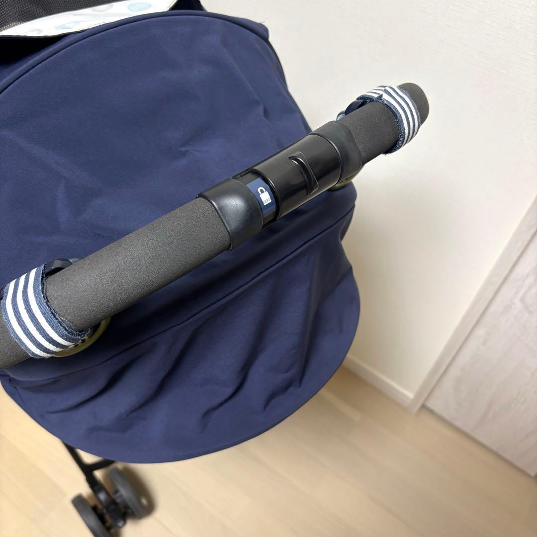 美品★説明書　レインカバー付き　Aprica アップリカ カルーンエアー 紺