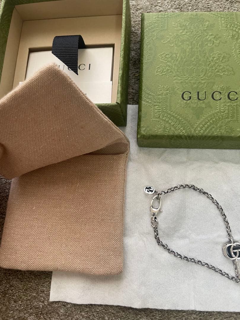最終値下げ↓★新品★GUCCI★ダブルGブレスレット★鍵モチーフ