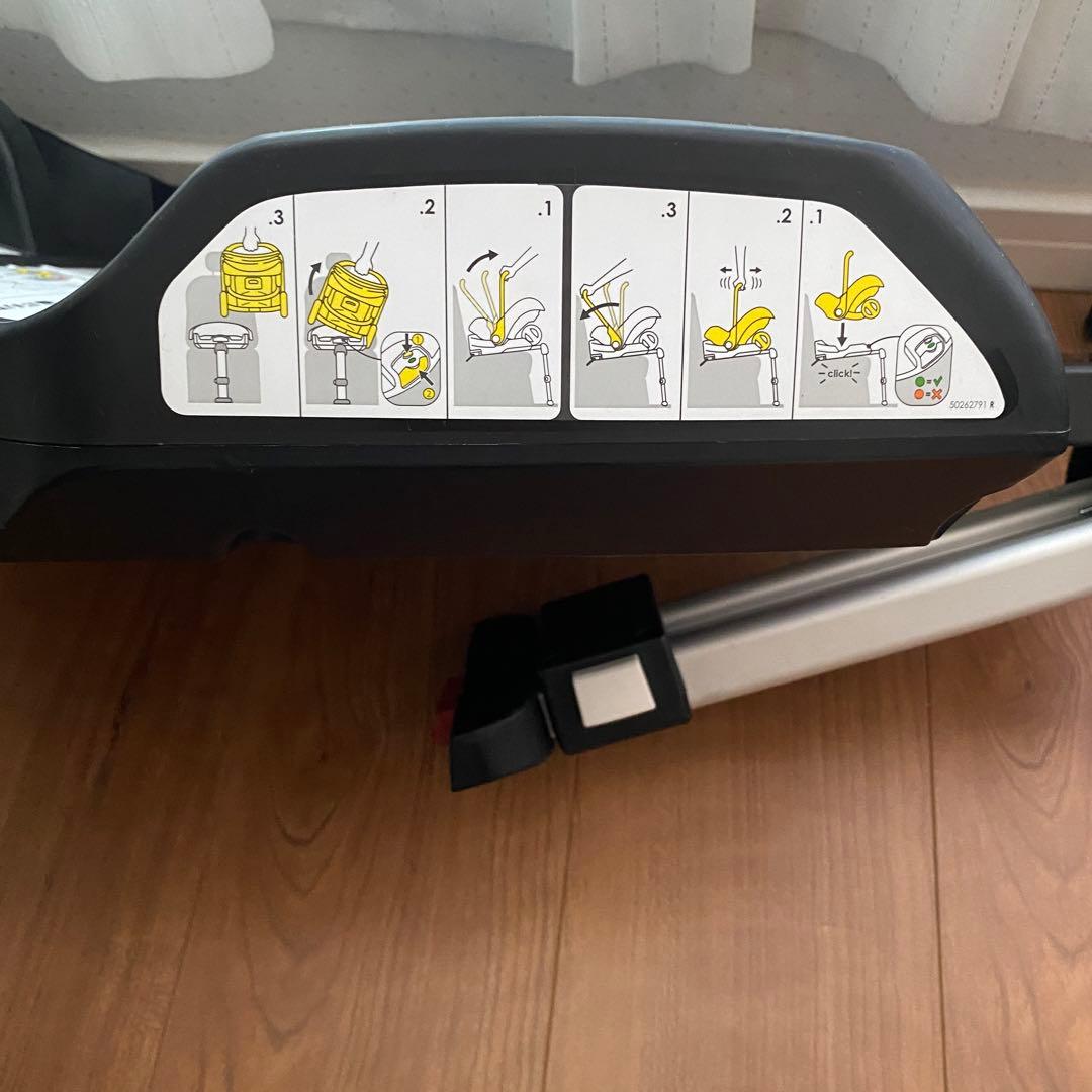 doona ＋ベビーカー　ISOFIXベースセット 1台3役