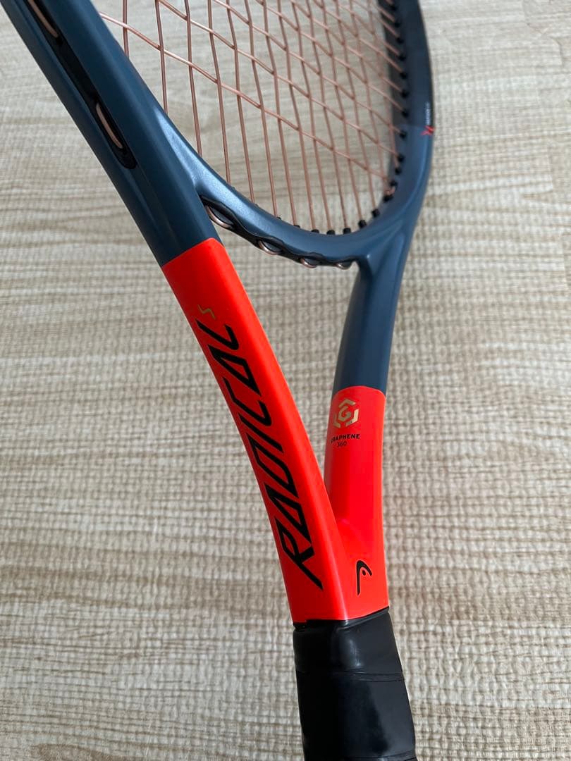 硬式テニスラケット　HEAD ラケット　テニスラケット　黒