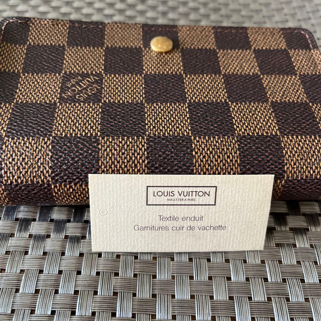 財布　ルイヴィトンダミエ