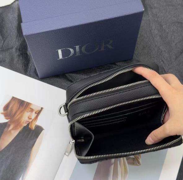 ブラック ショルダーバッグ